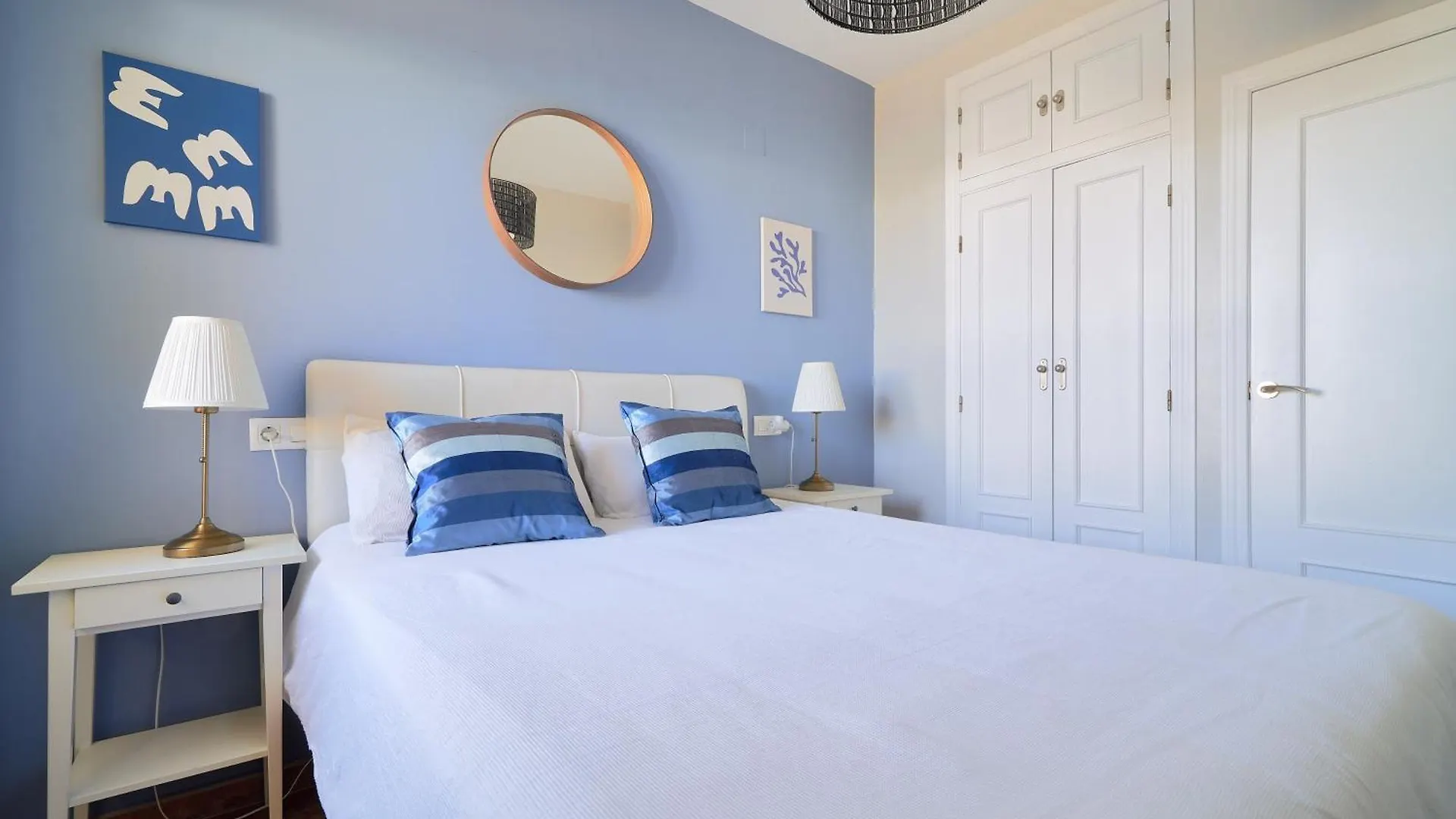 Lägenhet Perfect Beach Location With Roof Terrace Fuengirola