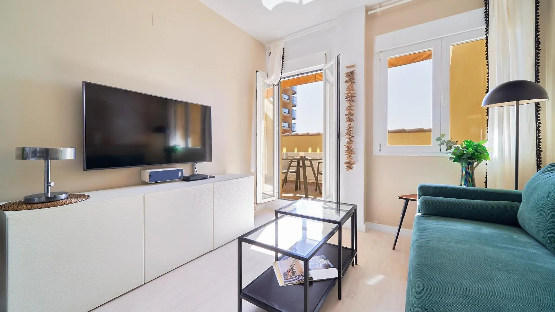 Perfect Beach Location With Roof Terrace Fuengirola Lägenhet